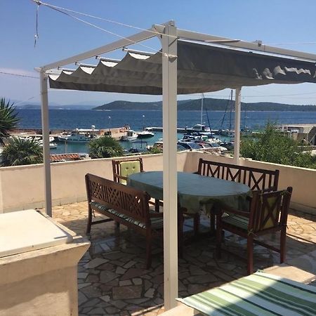 מאלי דרבניק Apartments Villa Ana מראה חיצוני תמונה