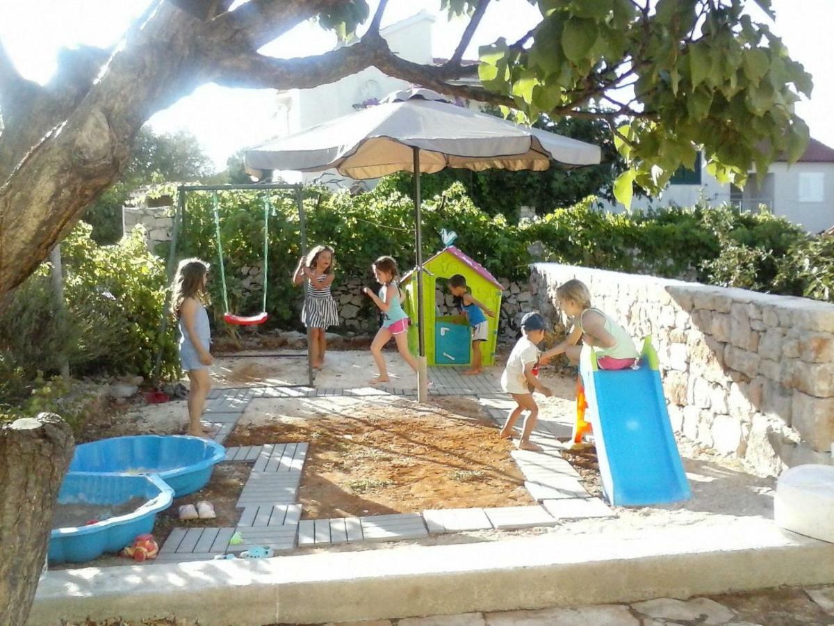 מאלי דרבניק Apartments Villa Ana מראה חיצוני תמונה